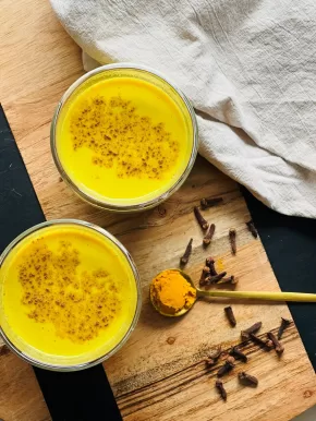 turmeric latte
