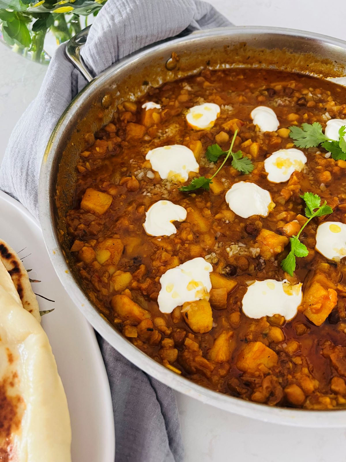 vegan potato chickpea curry