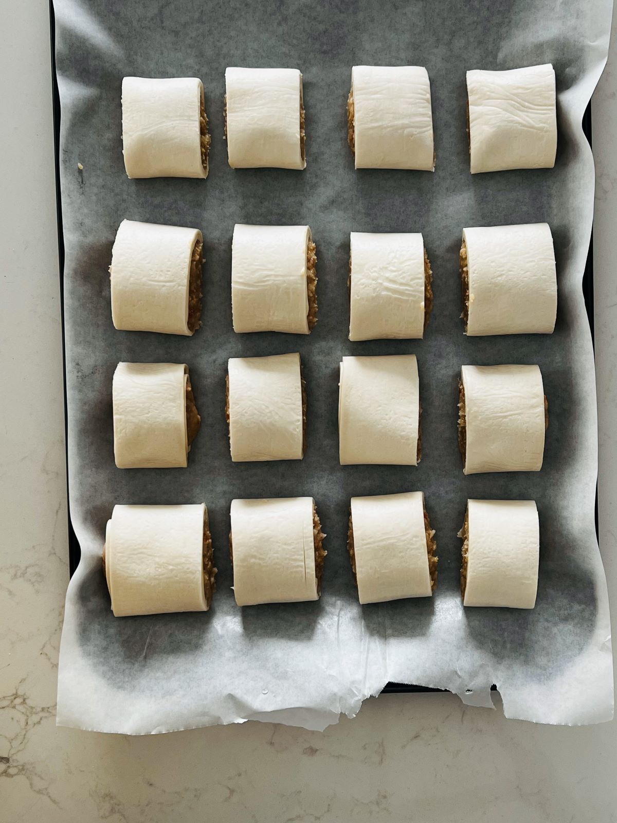 unbaked sausage rolls